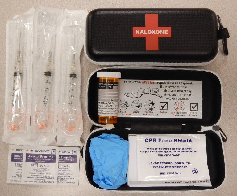 Increase in opioid poisonings/tour talks to teens