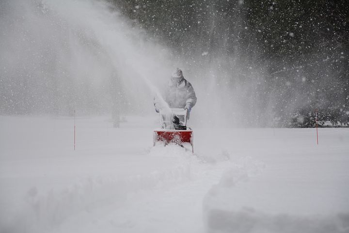 Special Weather Statement: Snow and Wind