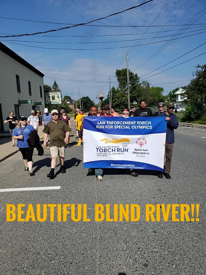 Torch Run weaves its way through the North Shore corridor