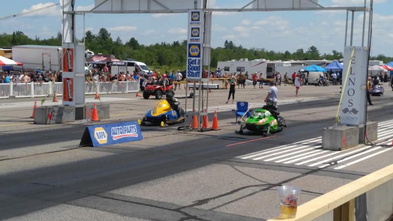 SPORTS: North Shore Drag races tear up the airport strip