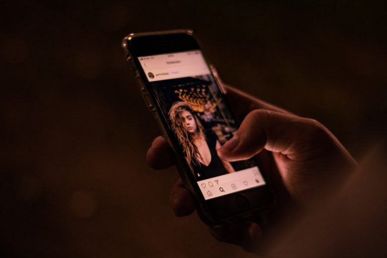 Sexting and talking to strangers online focus of safety seminar … for parents