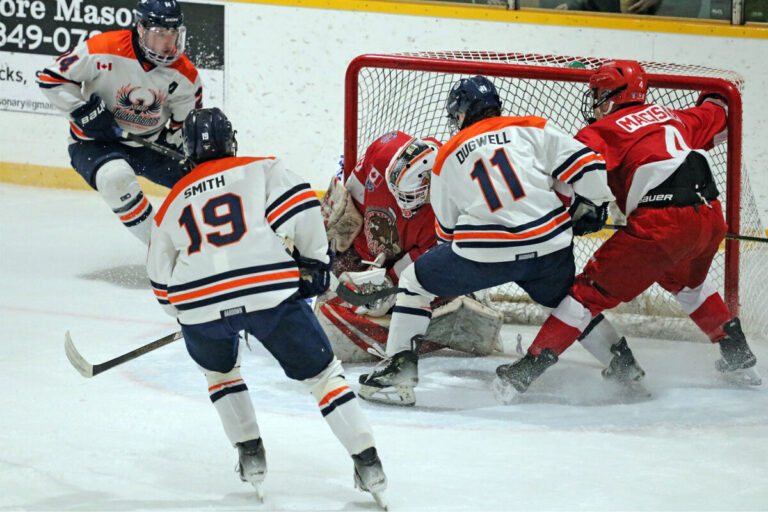 Shutout for Dunham-Fox as Beavers take Game 1 against Thunderbirds